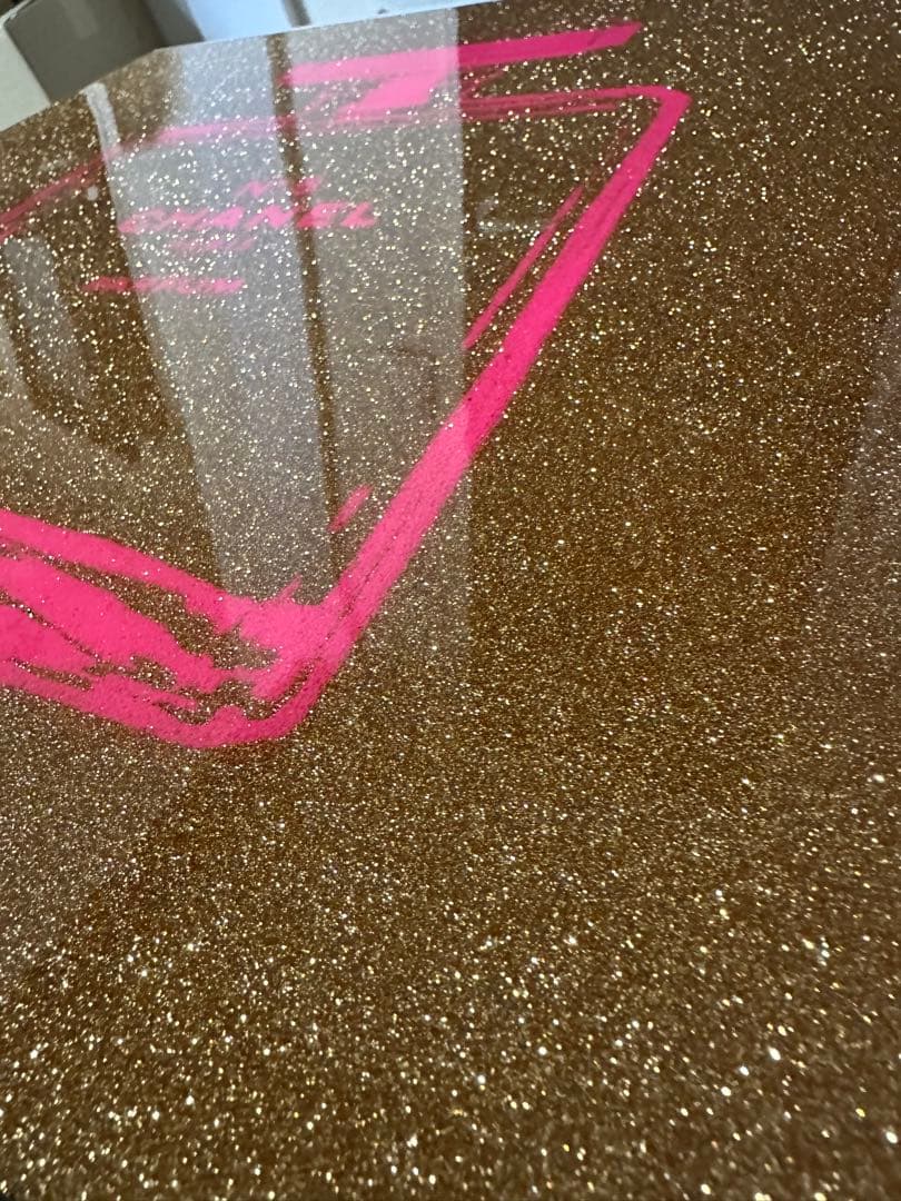 サイン入り証明書付きシェーン・ボーデン No.5 CHANELゴールド絵画