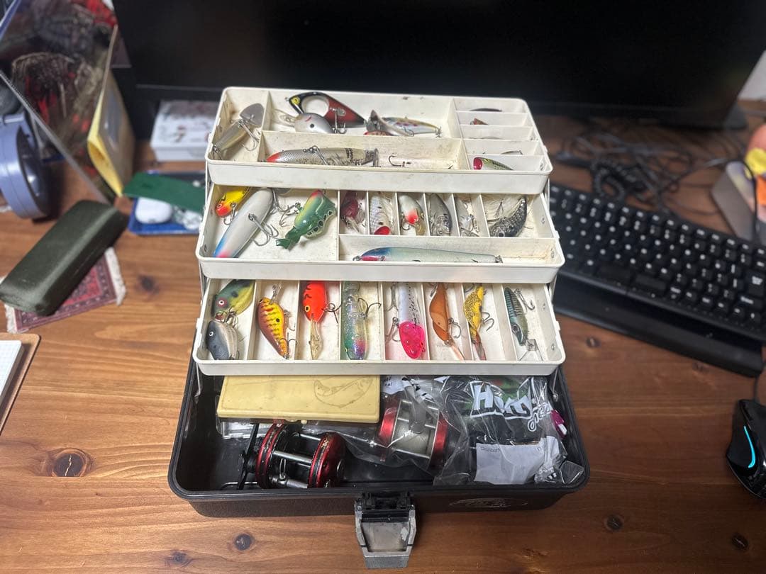 b*u様 オールドへドン、毛鉤、リール一式