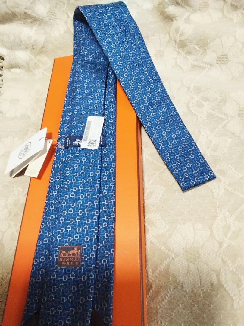 エルメス ネクタイ ネイビー 箱付き