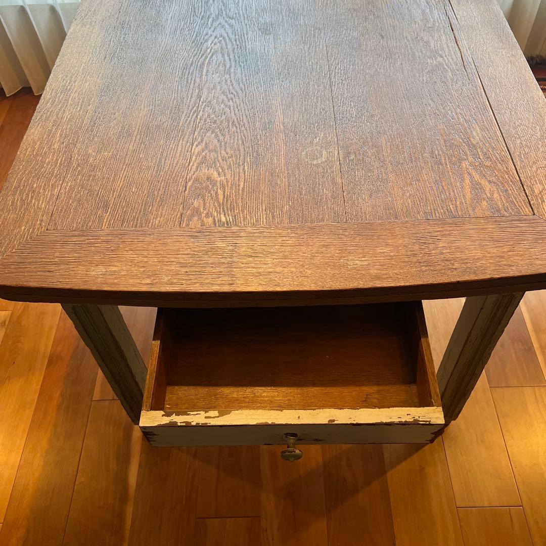 フランスアンティーク　ダイニングテーブル