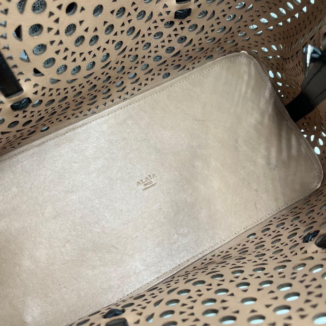 ご予約のお品　Alaïa アライア ショルダー トートバッグ MINA 32