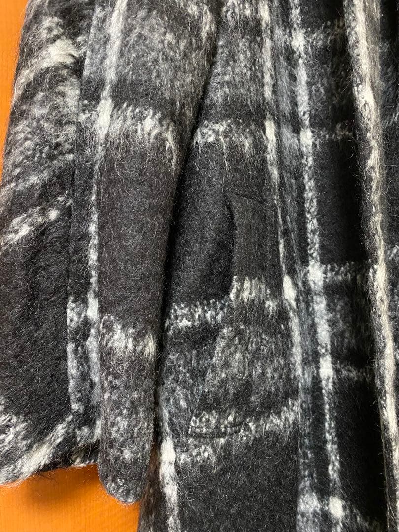 インゲボルグ　フードコート　ベルト付き　黒系　フリーサイズ