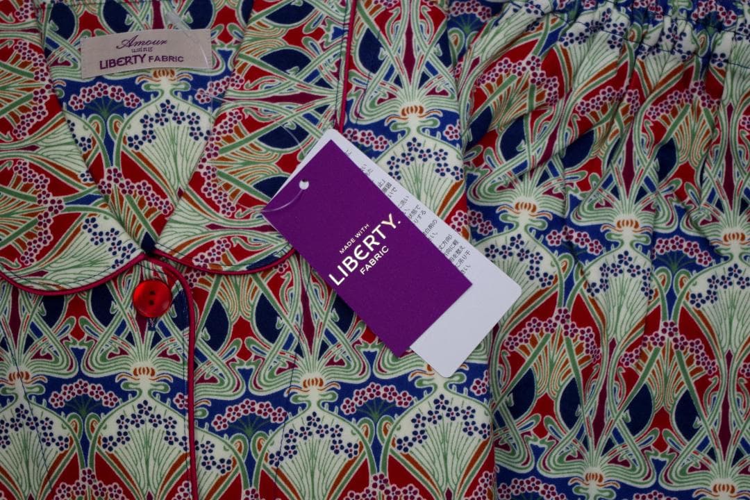 【新品】リバティ LIBERTY fabric厚手スムースニットパジャマ（M)A