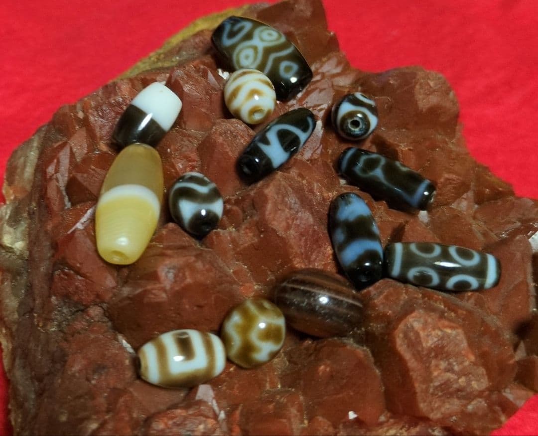 白黒天珠【グリーンターラ】