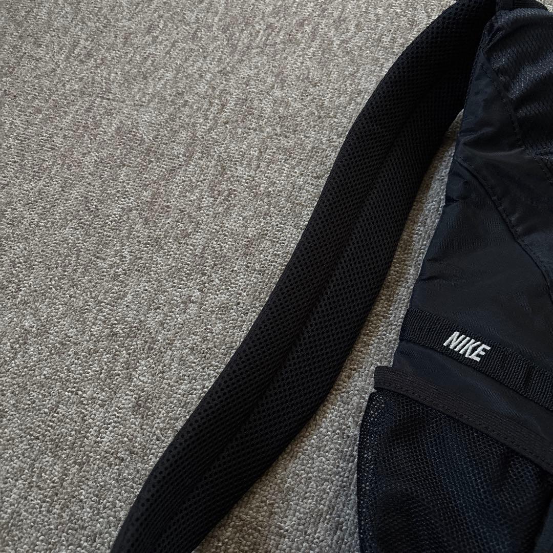 美品 00s NIKE archive スリングバッグ ワンショルダー y2k