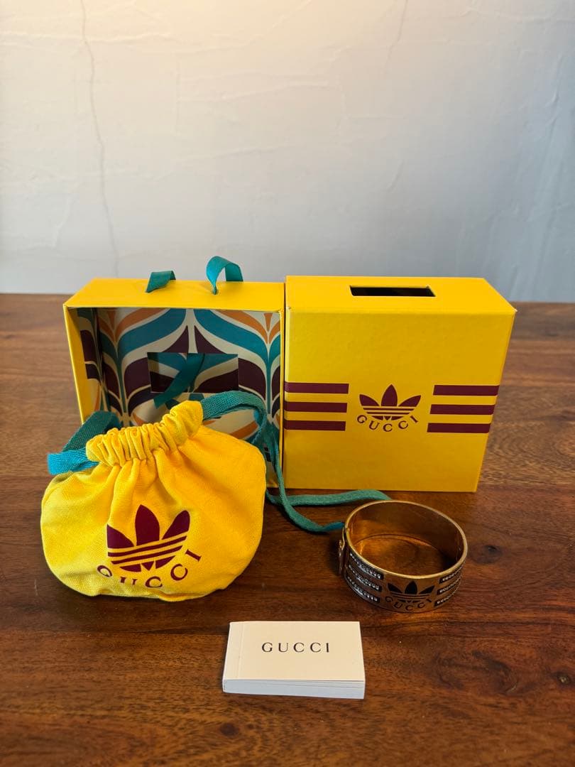 GUCCI アディダスロゴ バングル