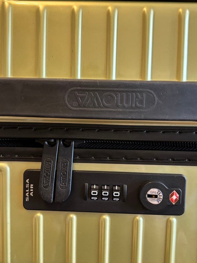 美品　RIMOWA 65L リモワ サルサエアー 4輪　ライムグリーン　超軽量