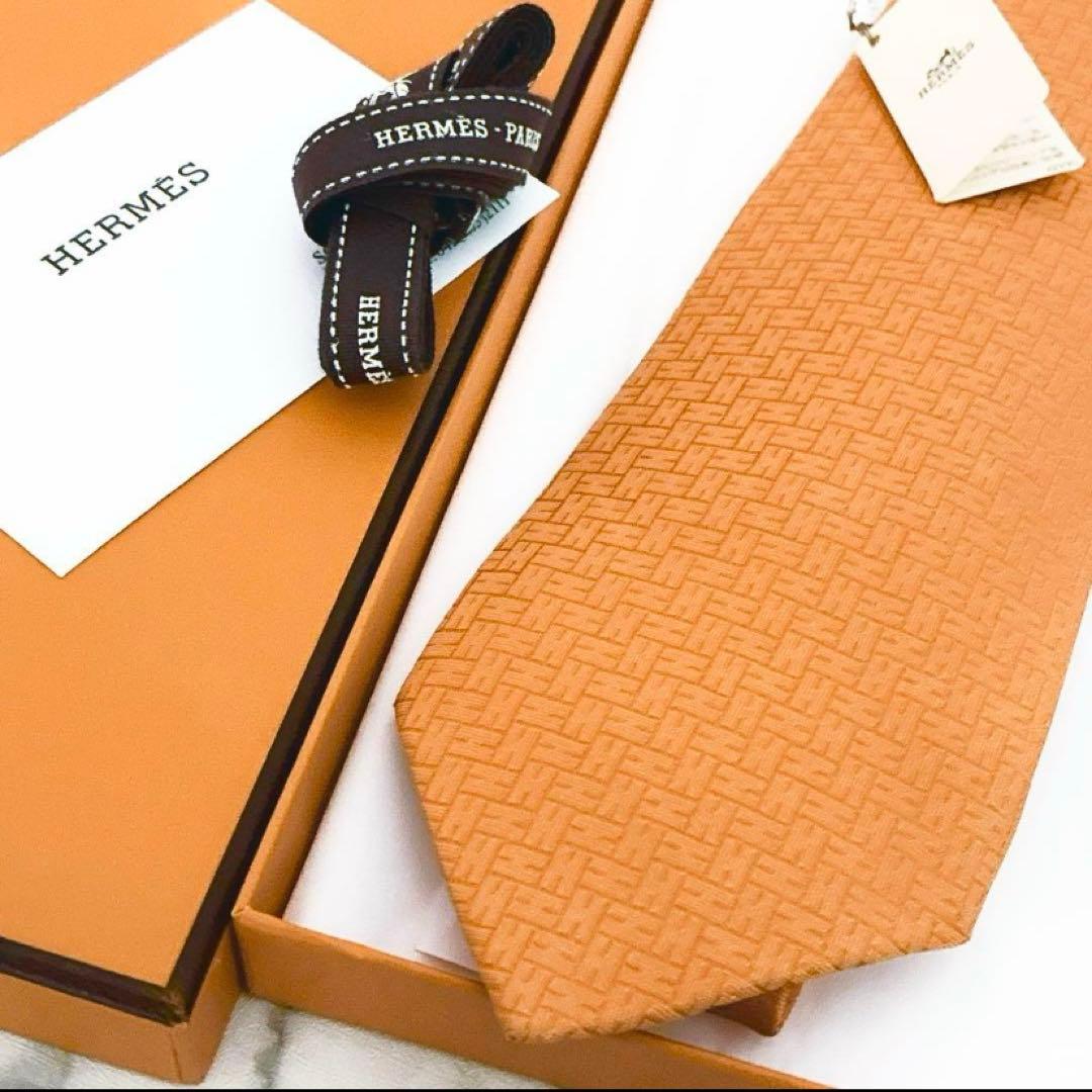 ✨未使用箱付きタグ付き✨エルメス　ファソネ　H柄 オレンジ　ネクタイ
