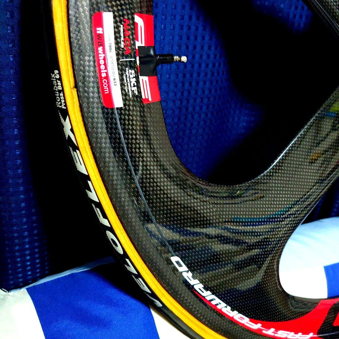 『こうじ』ファストフォワードFAST FORWARD FIVE-Tフロント