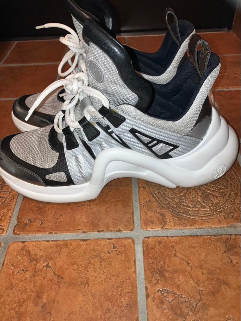 ルイヴィトン LOUIS VUITTON アークライトスニーカー サイズ42