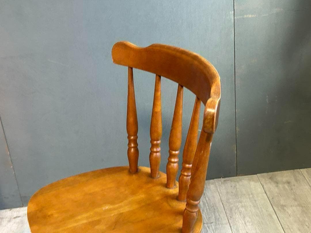 ①　飛騨産業　キツツキマーク　ウィンザーチェア　スポークチェア　SZ