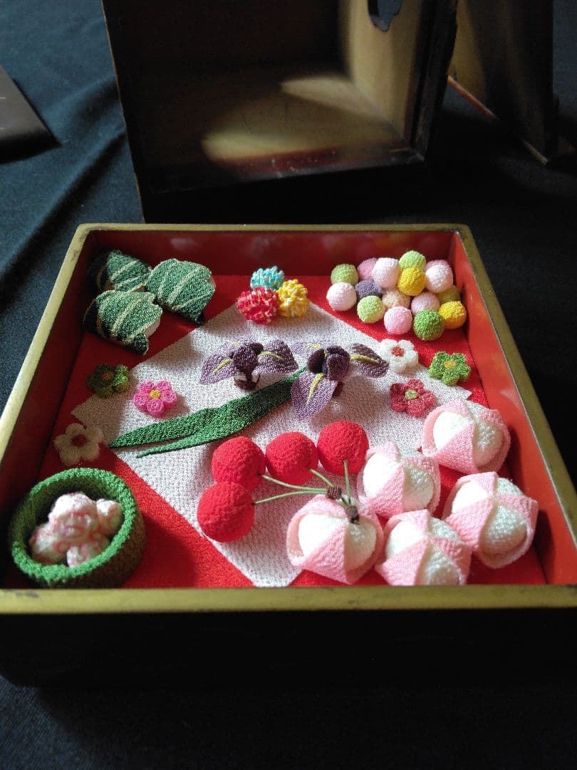 ミニチュア重箱縮緬細工食品