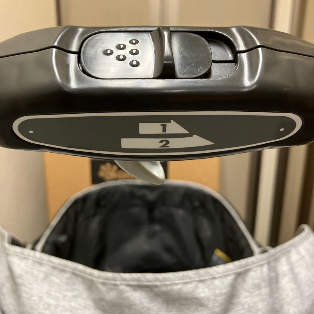 コンビ　コムペット　ミリクランライト　ペット用カート　小型犬、中型犬