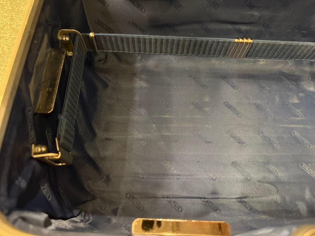 リモワ ビューティケース メイクボックス