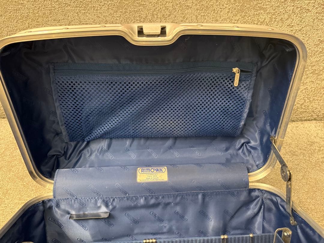 リモワ ビューティケース メイクボックス