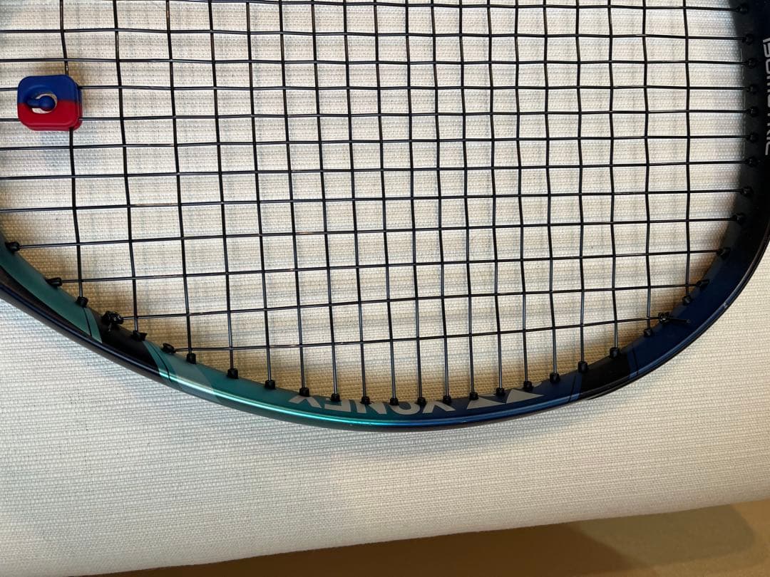 ヨネックス　イーゾーン100