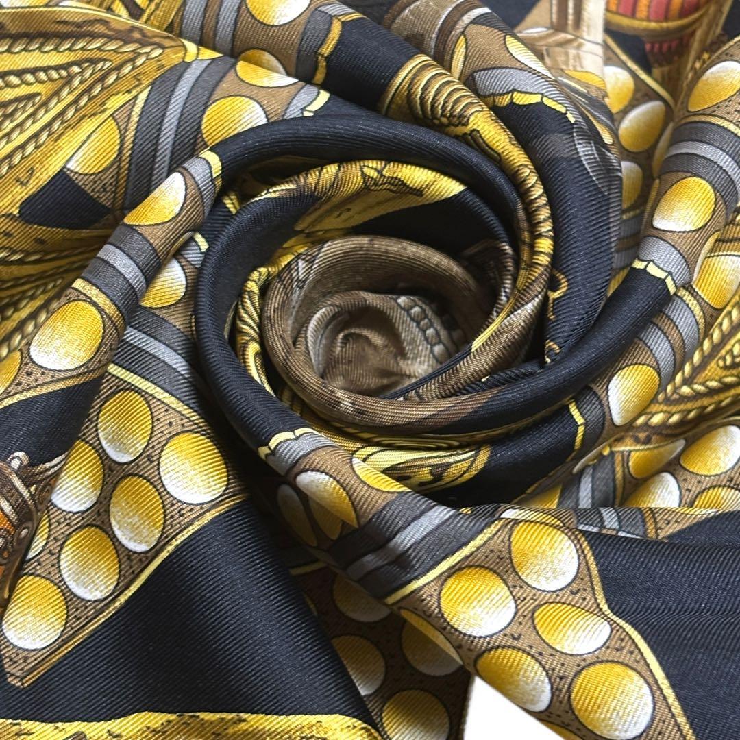 HERMES/エルメス カレ90 首長達の金 スカーフ i_024