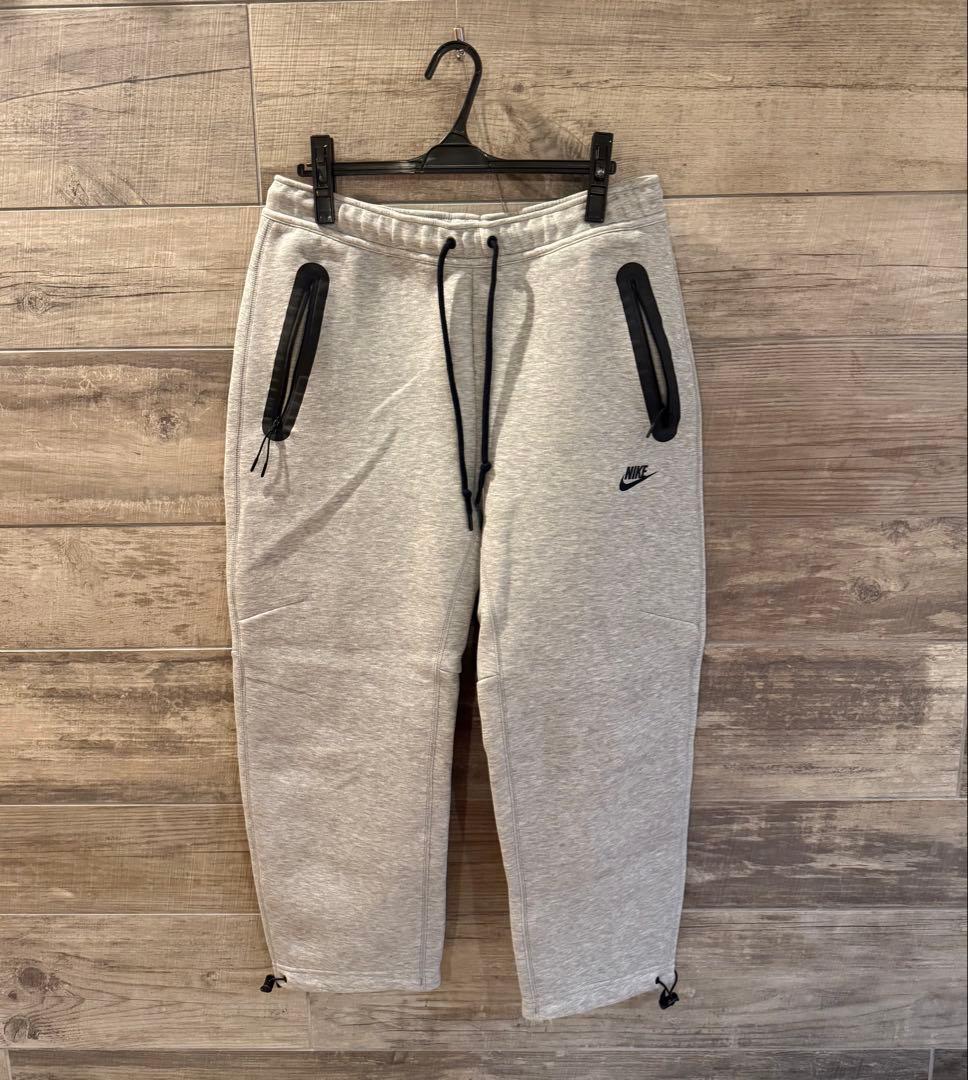 NIKE テックフリース パンツ グレー