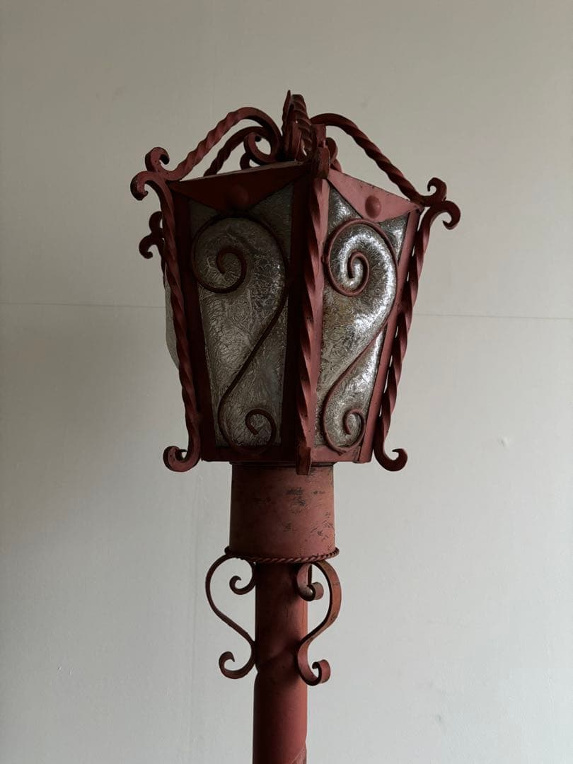 古いガーデンライト　スタンドライト　外灯　門灯　アイアン　電笠　レトロ照明