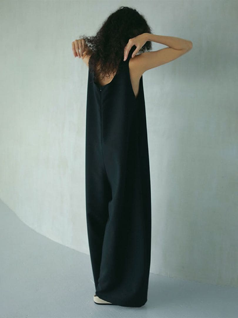 etretokyo エトレトウキョウ タンクオールインワ黒 S 新品未使用