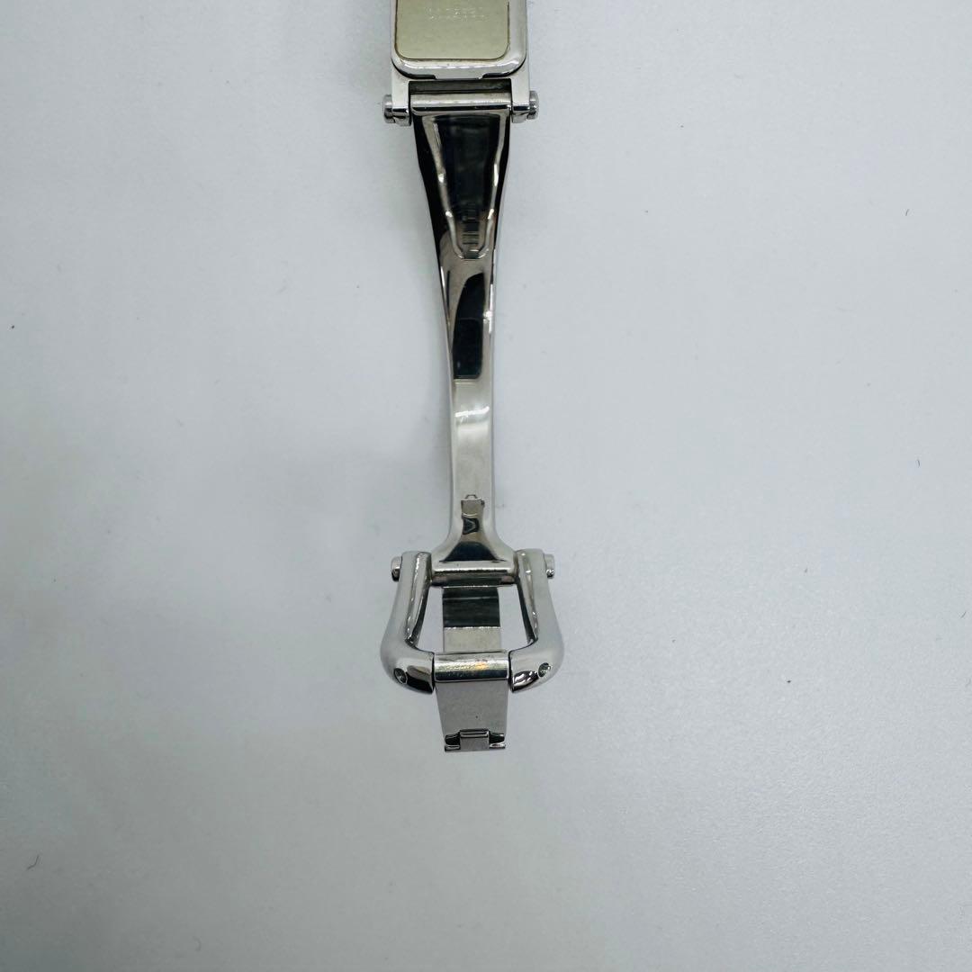 ✨GUCCI✨グッチ✨1500L✨ブラック文字盤✨シルバー✨クォーツ✨腕時計✨