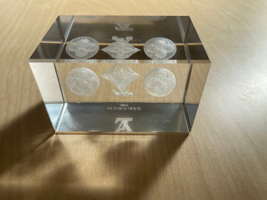 ルイヴィトン　ペーパーウェイト