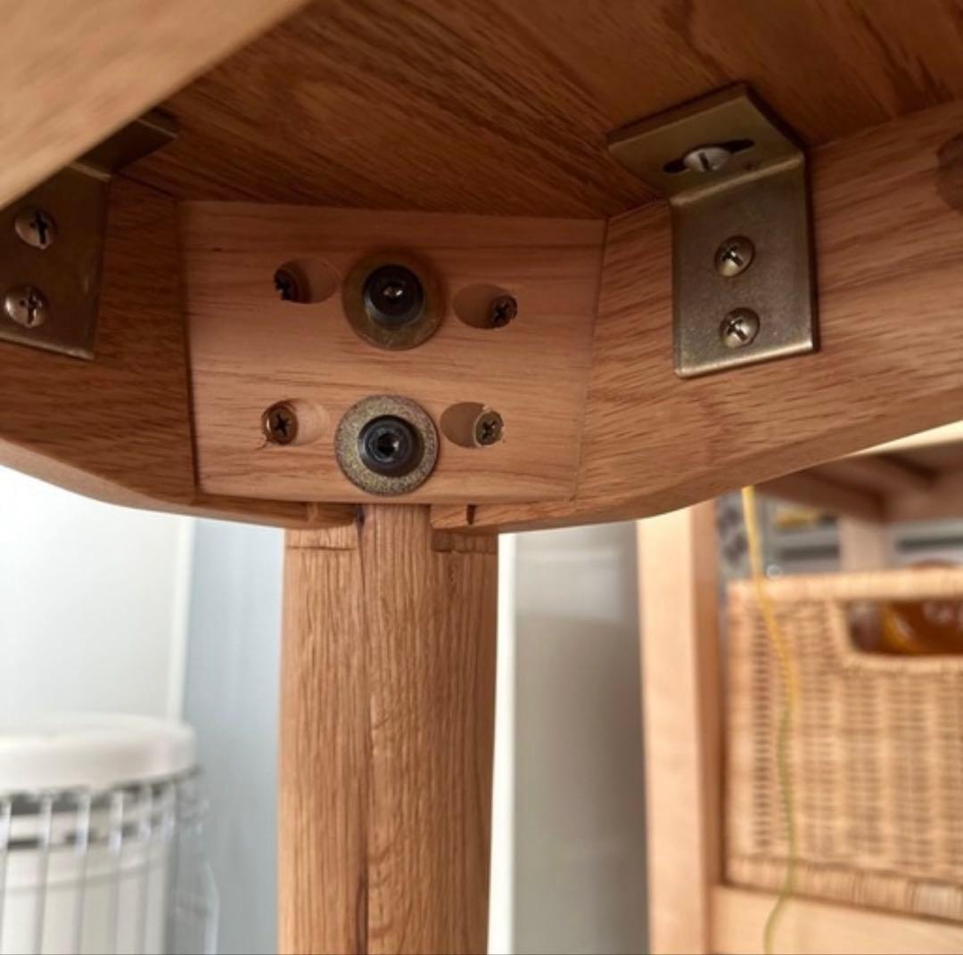 大塚家具　木製円形ダイニングテーブル