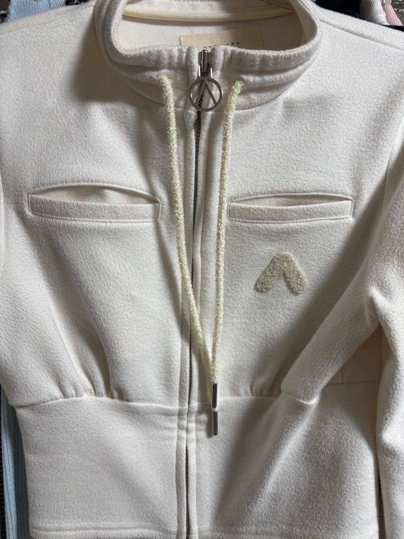 andmary Willow line tops アイボリー アンドマリー