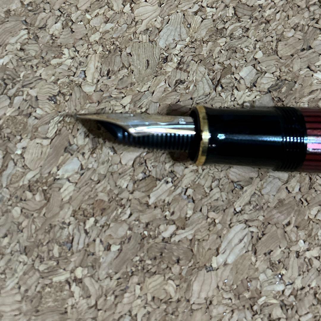 ペリカン　万年筆　スーべレーン　M800 k18 赤