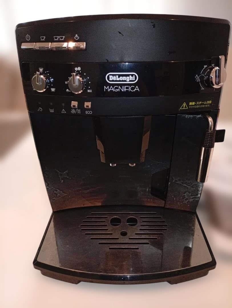 De'Longhi MAGNIFICA エスプレッソマシン