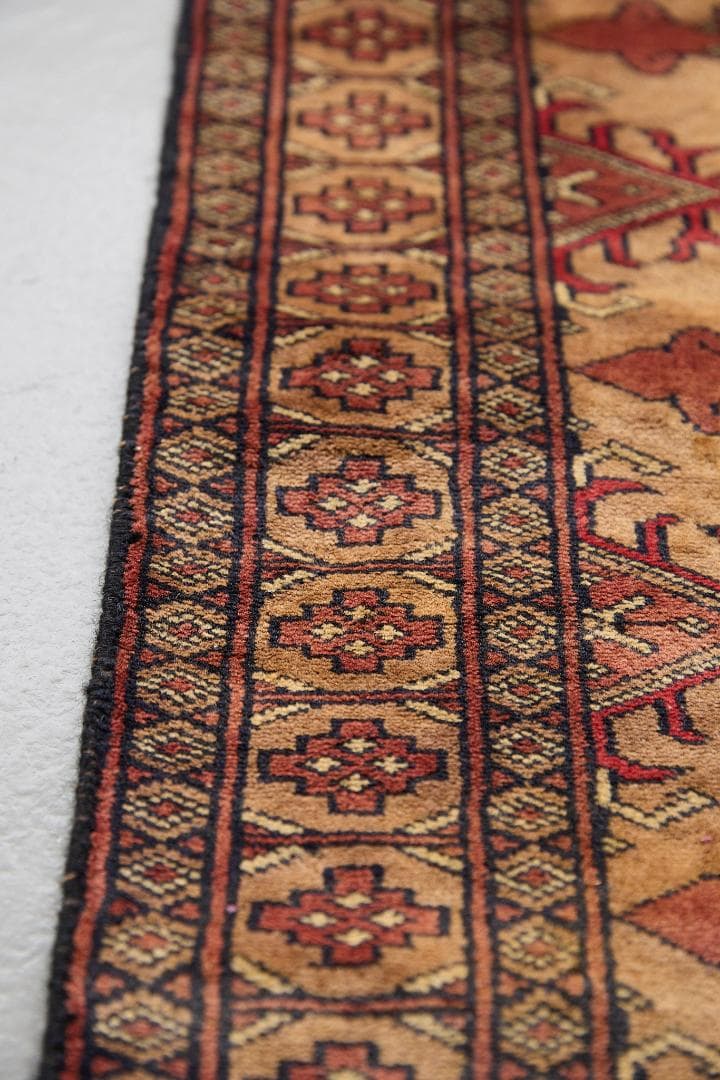 ヴィンテージラグ　トライバルラグ　ラホール産（89×59cm）茶　ベージュ　赤