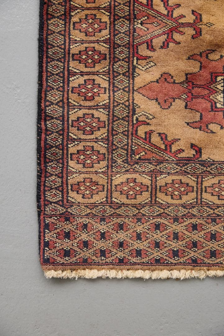 ヴィンテージラグ　トライバルラグ　ラホール産（89×59cm）茶　ベージュ　赤