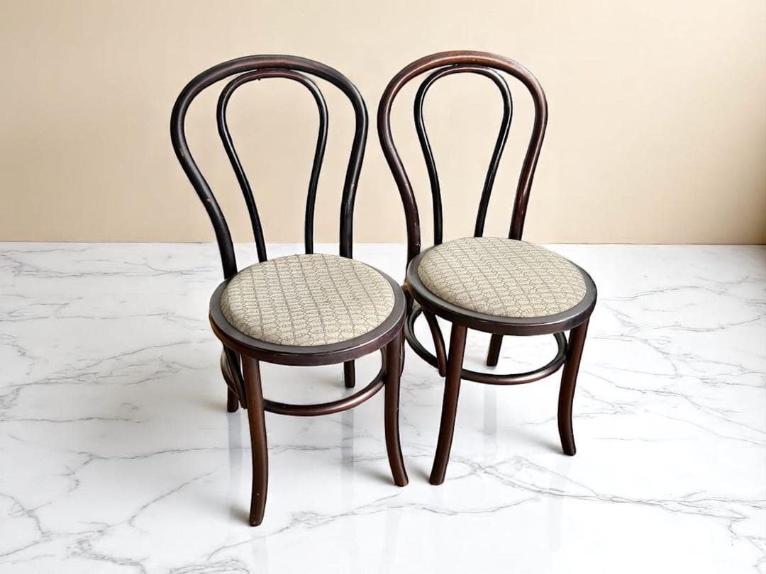 684 ウィンザーチェア 2脚　秋田木工風　ダイニングチェア　ナチュラル　a