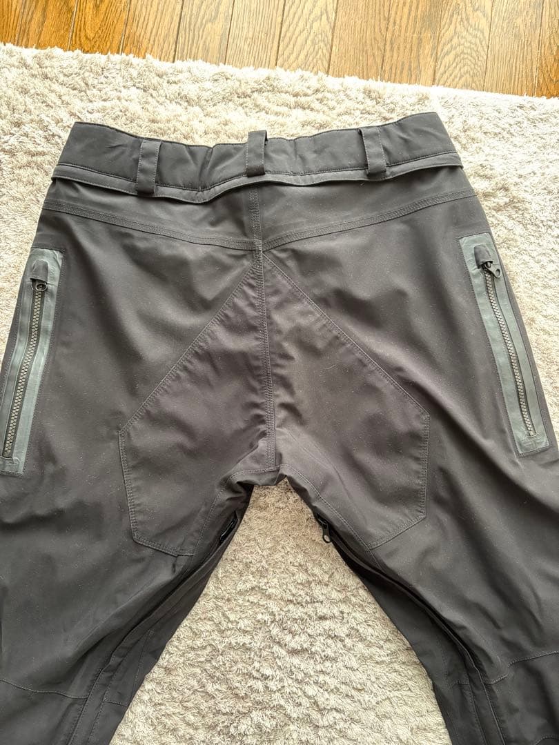 VOLCOM ストレッチ　GORE-TEX スノーボードパンツ ブラック