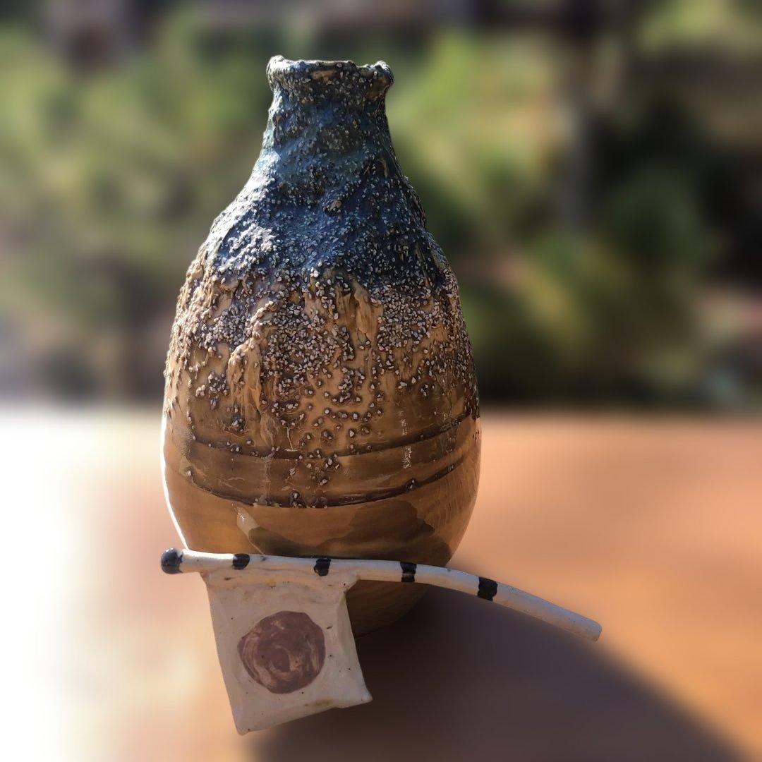 陶器の花瓶 青色と茶色のグラデーション