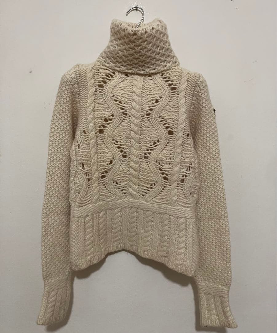 Moncler Grenobleモンクレール　タートルニット