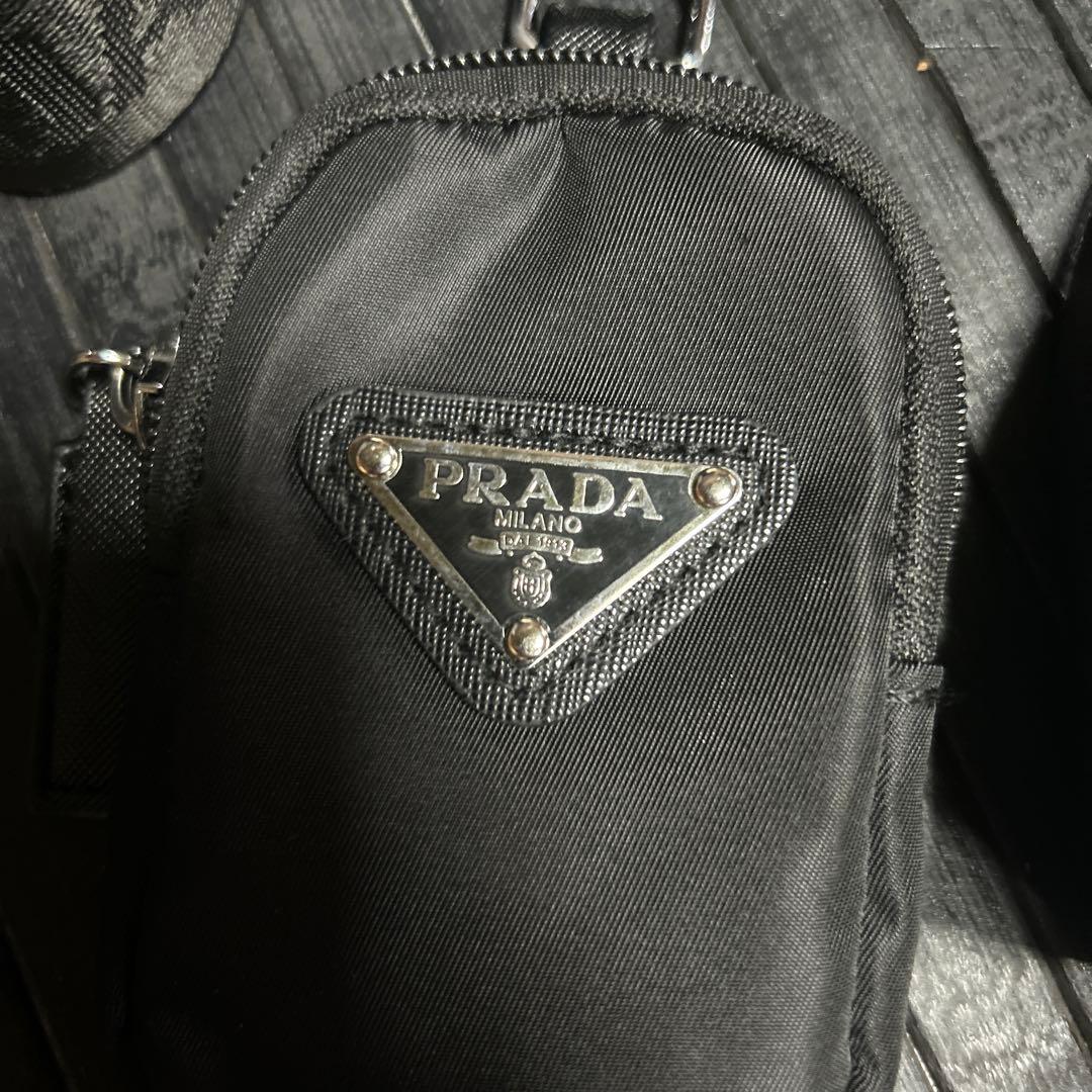 PRADAショルダーバッグ
