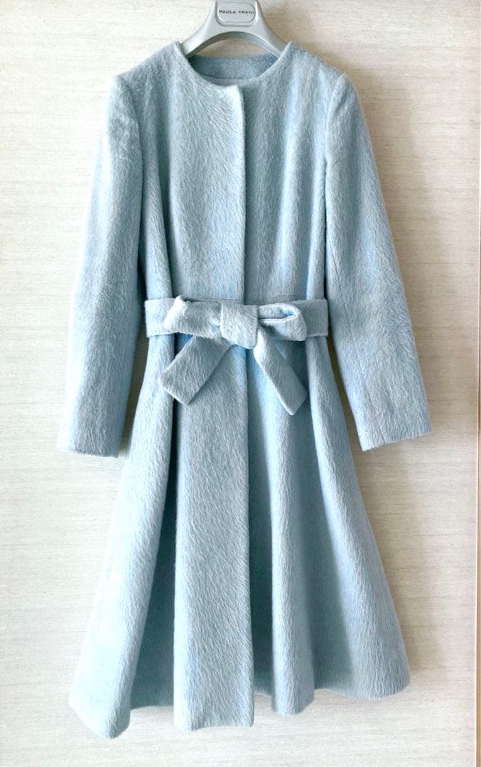 美品　パオラフラーニ　ロングコート　ノーカラー　共布ベルト付　水色　ブルー