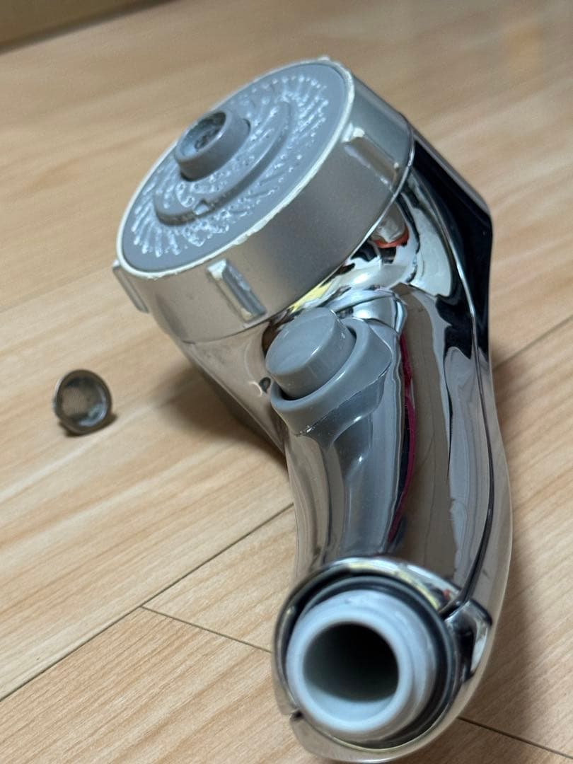 TOTO シャワーヘッド　ワンダービート【マッサージシャワー】　手元スイッチ付き