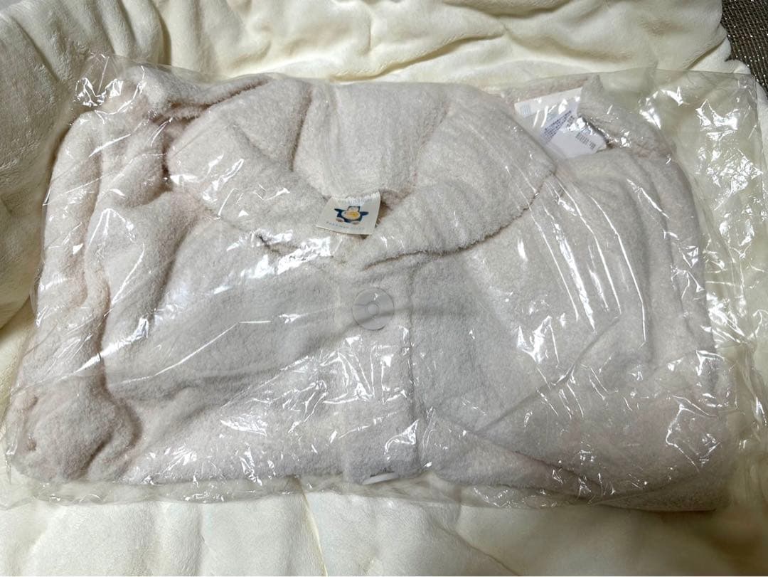 新品未開封　ジェラートピケ　ピカチュウ　ルームウェアカーディガンM-L