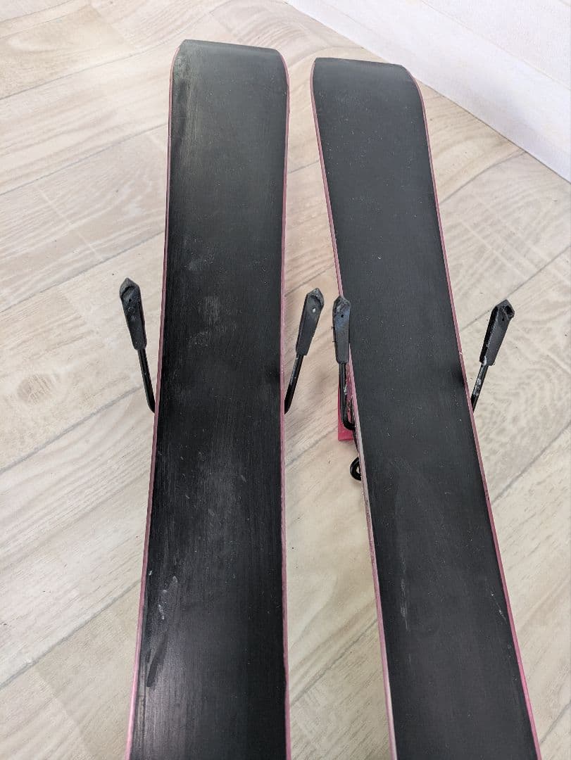 ジュニアスキー　KAZAMA スキー板 ✕ 靴 ✕　ストック　３点セット ピンク
