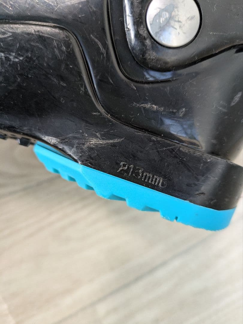 ジュニアスキー　KAZAMA スキー板 ✕ 靴 ✕　ストック　３点セット ピンク