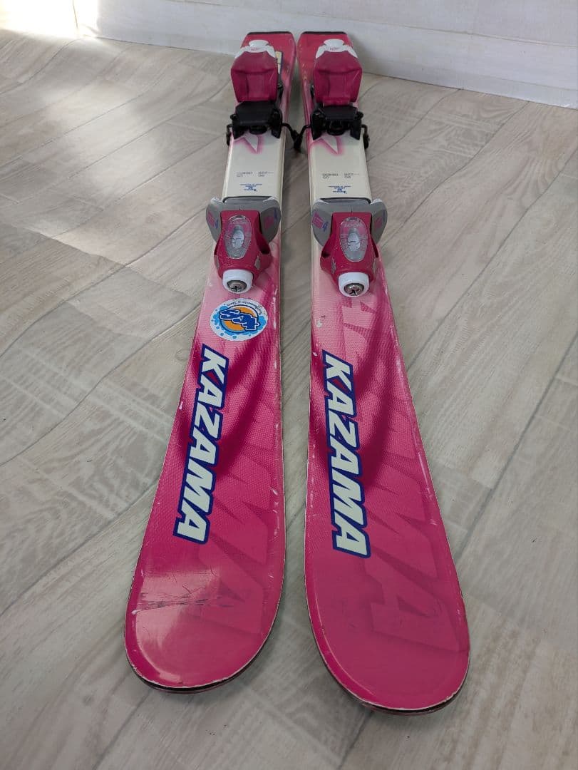 ジュニアスキー　KAZAMA スキー板 ✕ 靴 ✕　ストック　３点セット ピンク