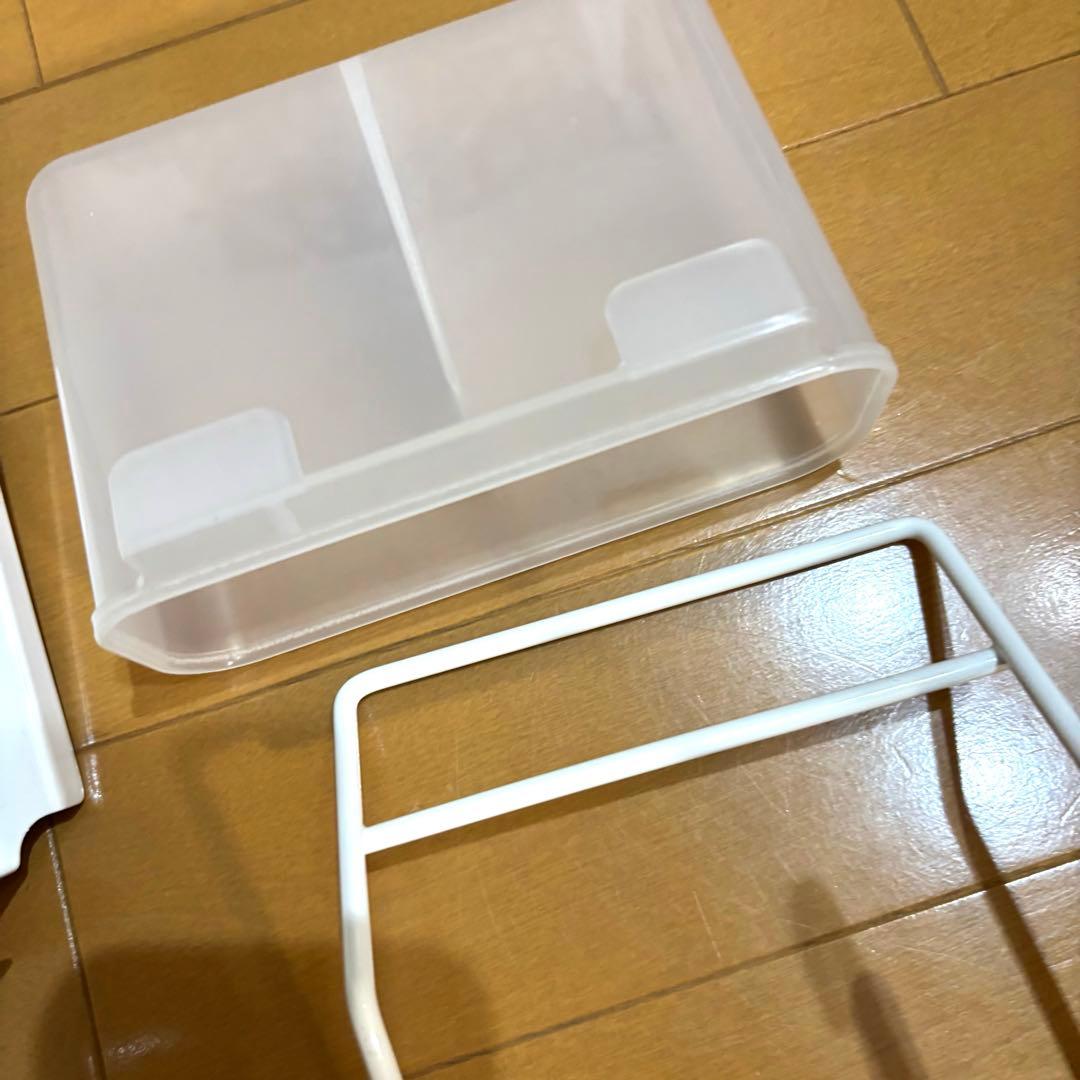 人気！ステンレス 燕三条 突っ張り キッチン ラック 水切り カゴ　ホワイト