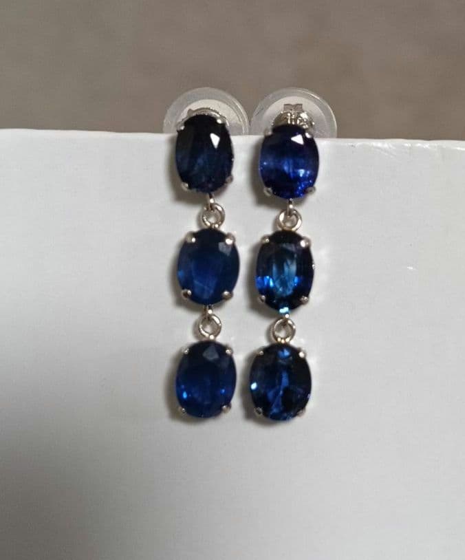 pt900 サファイア　ピアス