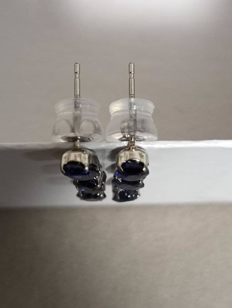 pt900 サファイア　ピアス