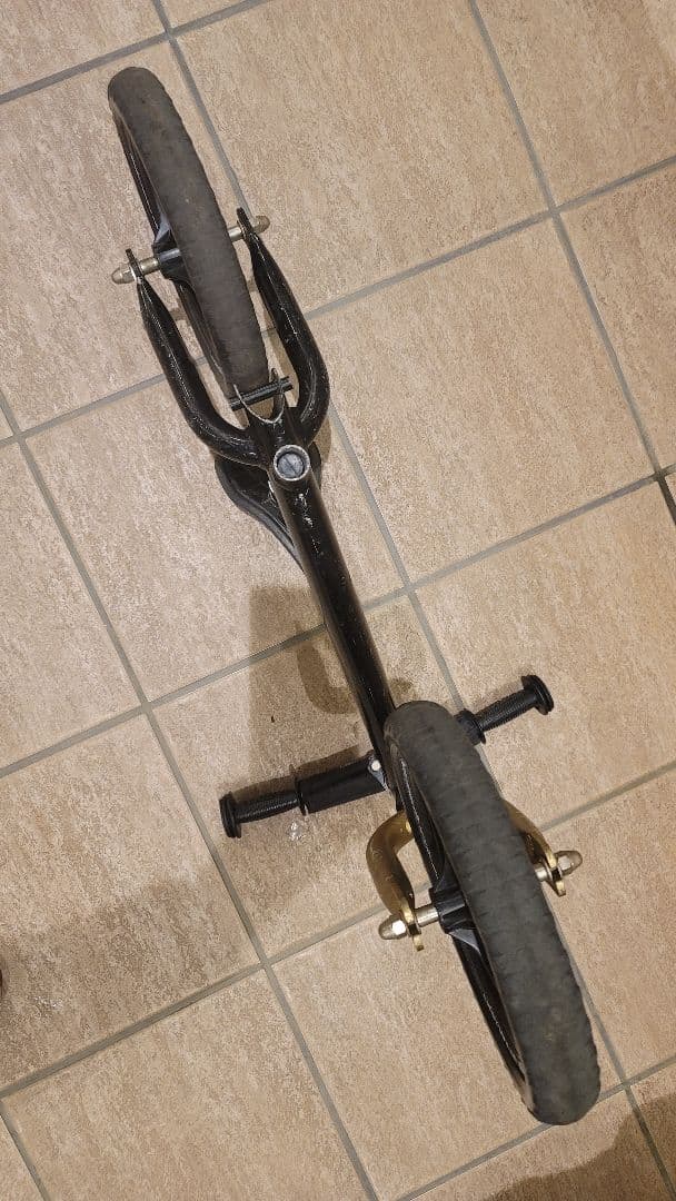 ストライダ　プロ　strider pro ランバイク 黒色　ブラック