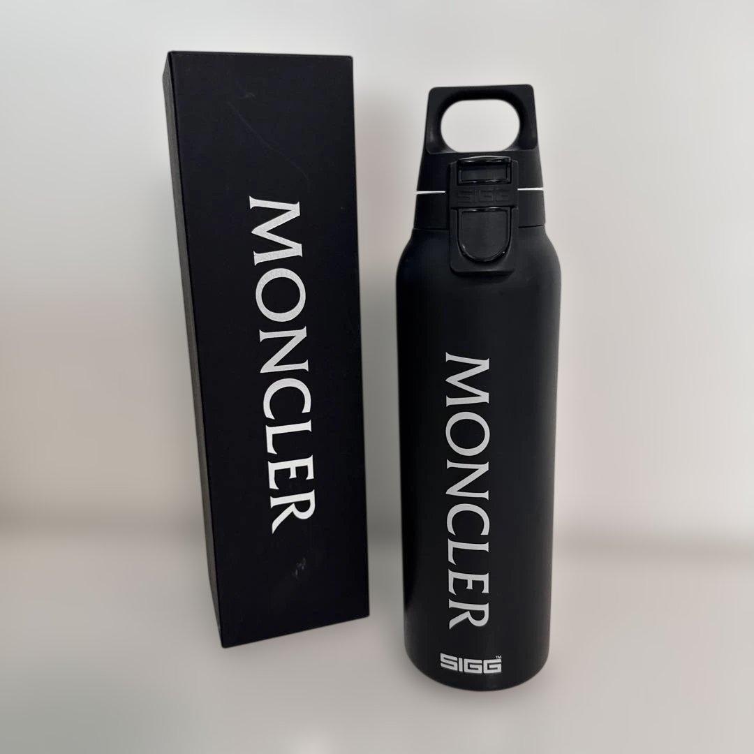 モンクレール　水筒