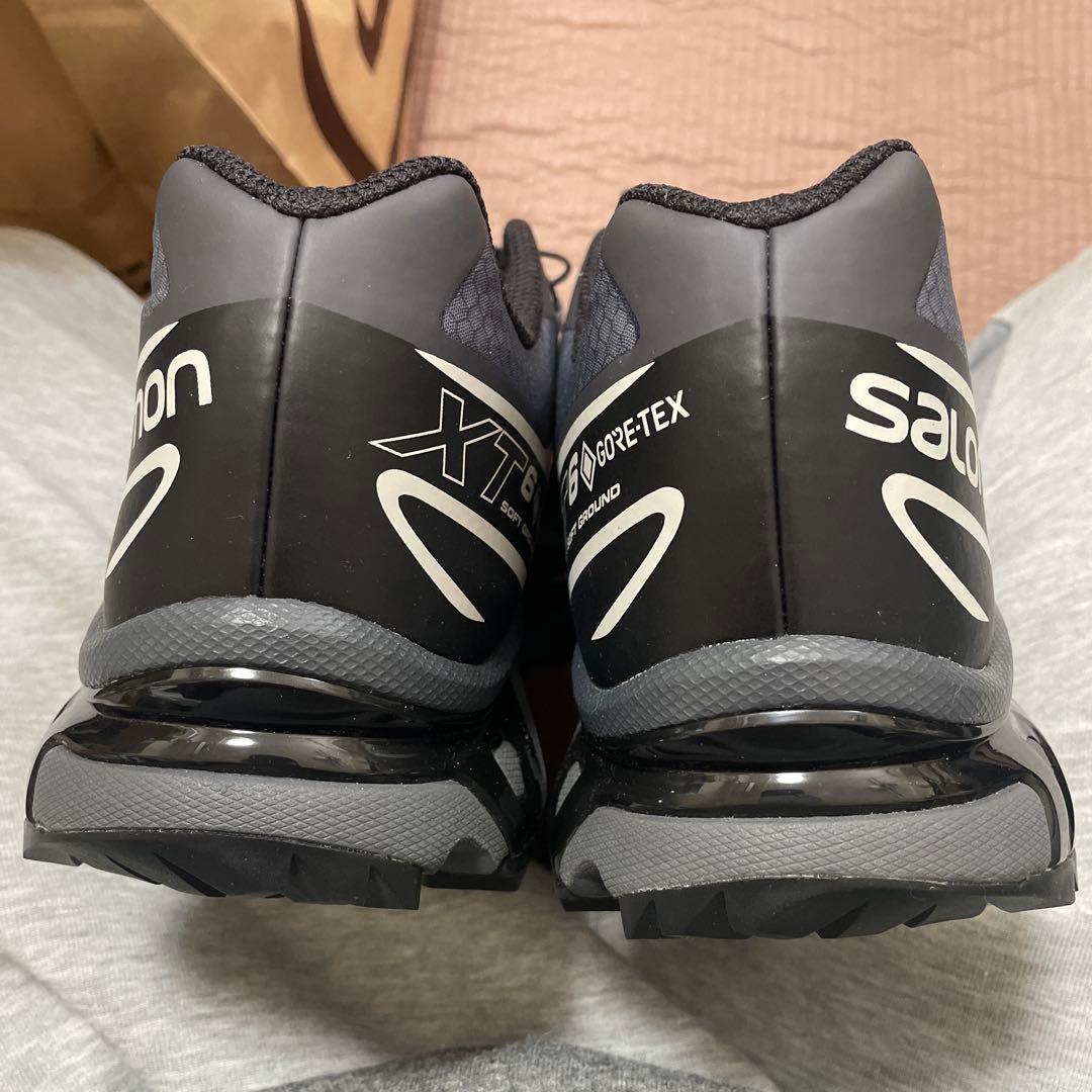 Salomon スニーカー 10