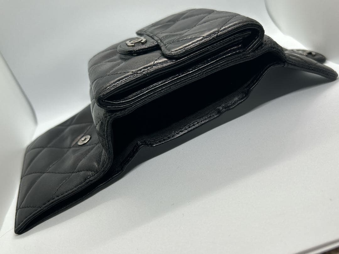 CHANEL ラムスキン　マトラッセ　Wホック　三つ折財布　ケース/434